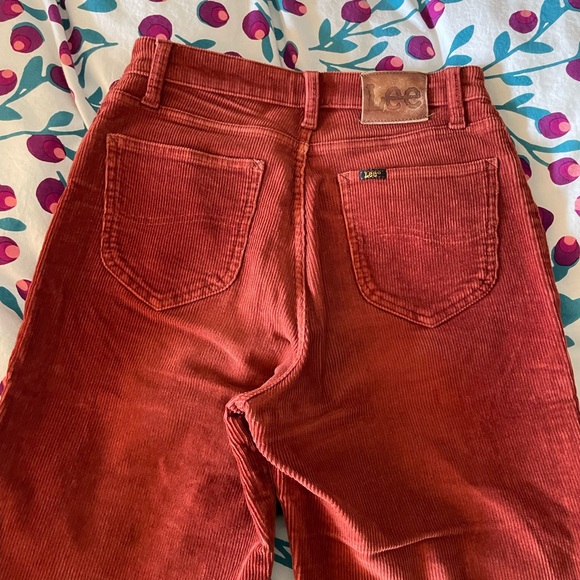 Lee Vintage Modern High Rise Straight Leg Ankle Corduroy Pants - Picture 13 of 13